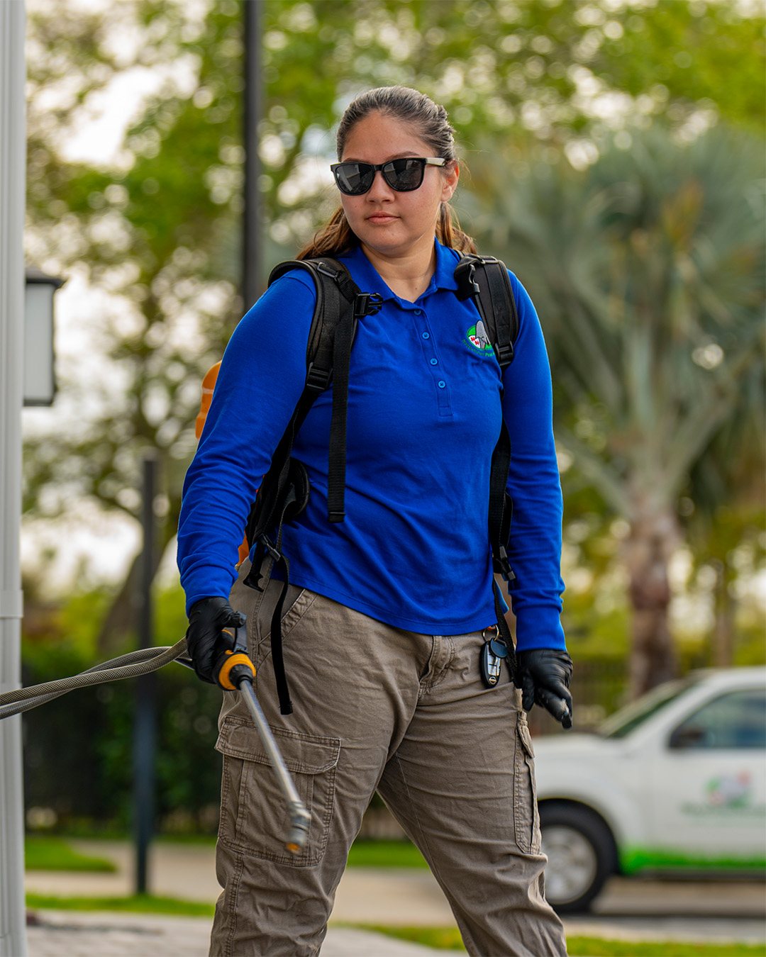 Nozzle Nolen exterminator treating a South Florida home